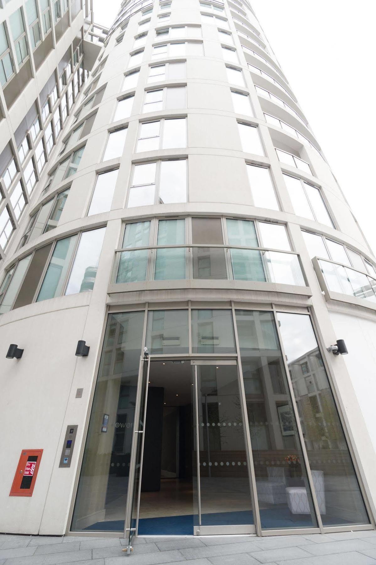 Saco Canary Wharf - Trinity Tower London Exterior photo